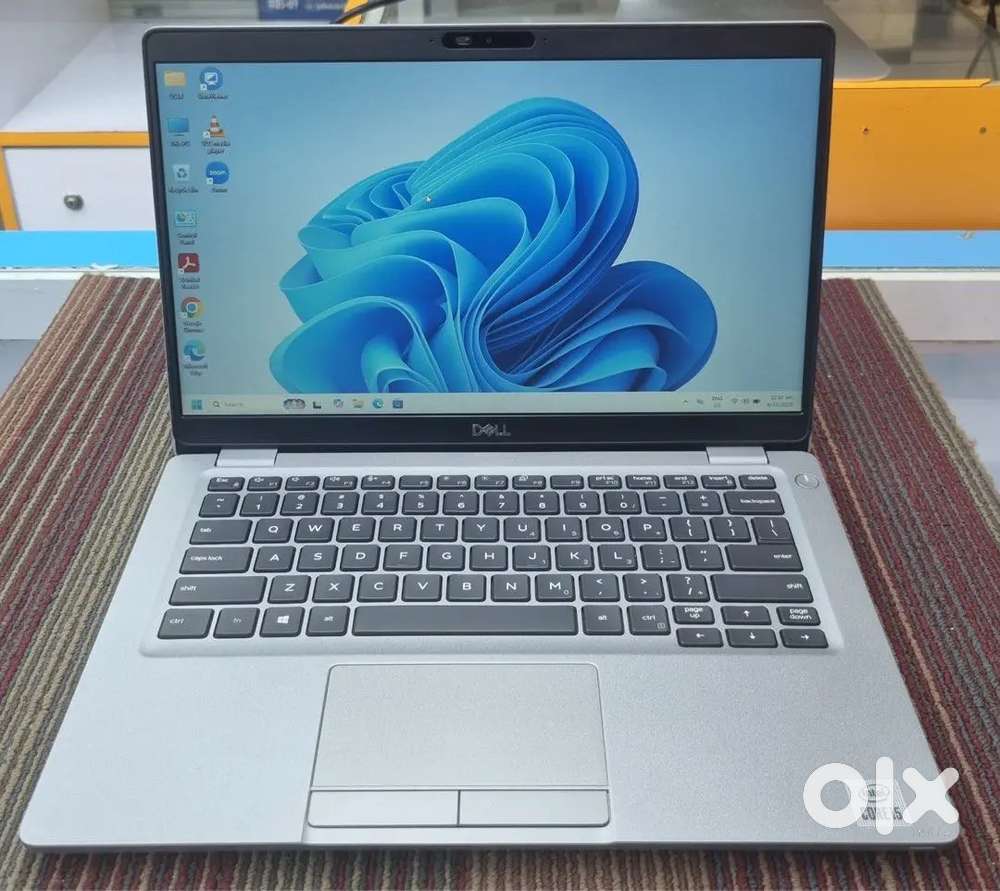 Dell @ i5-10th Geñ slim touch 4k display ms office 360 autocad excel