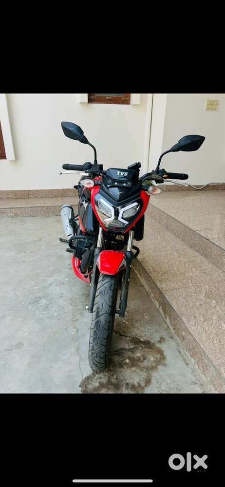 TVS RAIDER SUPER SQUAD EDITION