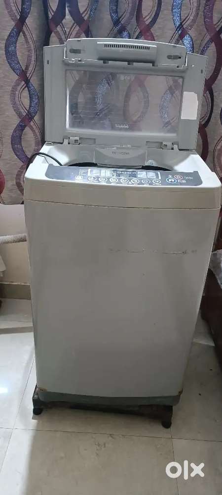 LG Top load fully automatic washing Machine
