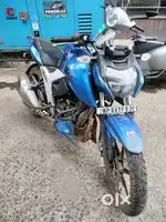New bike h 180 ki li h 8 month hue h sirf time ni h chalane ka