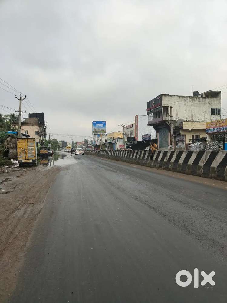 CHENGALPATTU POOKKATHURAI ON GST ROAD 5.25 ACRE FULLY COMBAT FENCING