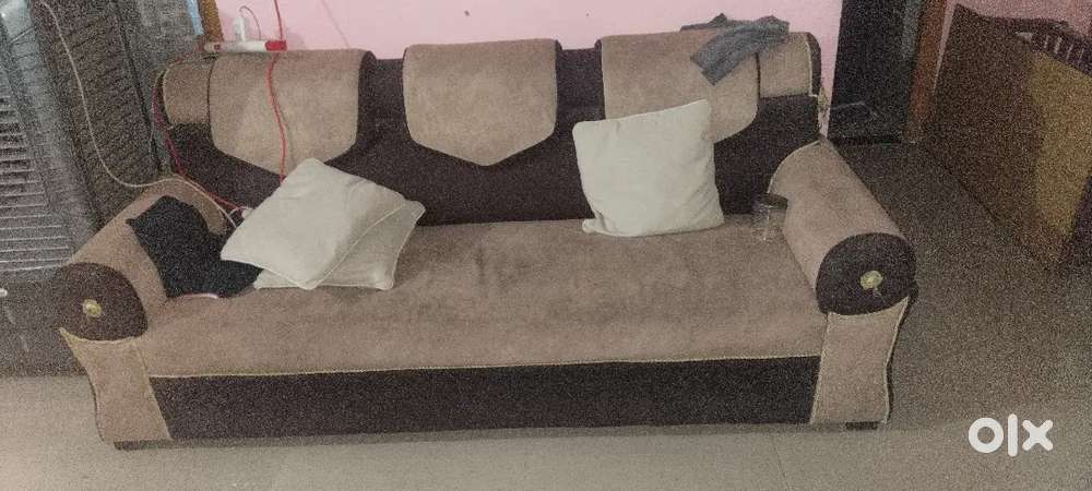 Sofa set 2+3,