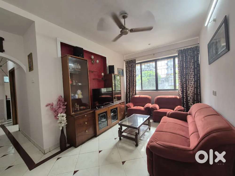 2 Bhk Semi furnished flat for rent at Stinez rent 32 k