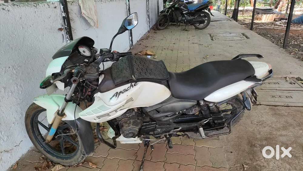 Urgent. Apache RTR model 2010 Good conditon insurence valid puc valid
