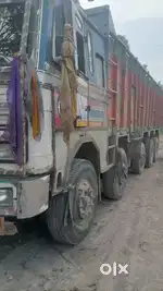 Tata BS4 truck h tyre ok local condition