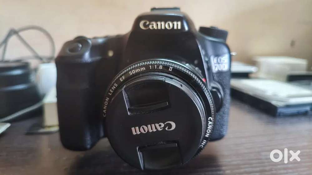 Canon 70D Professional Bundle  50mm f1.8  Superb Condition