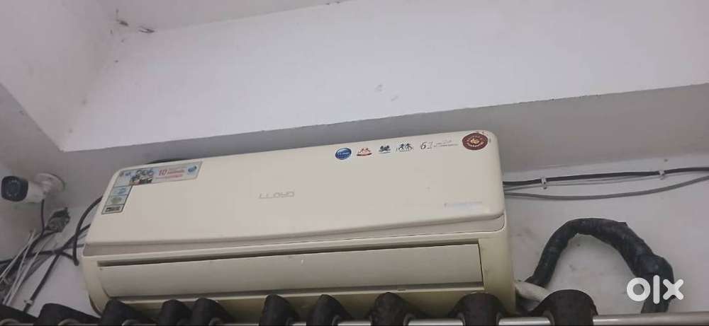 1 ton Lloyd AC
