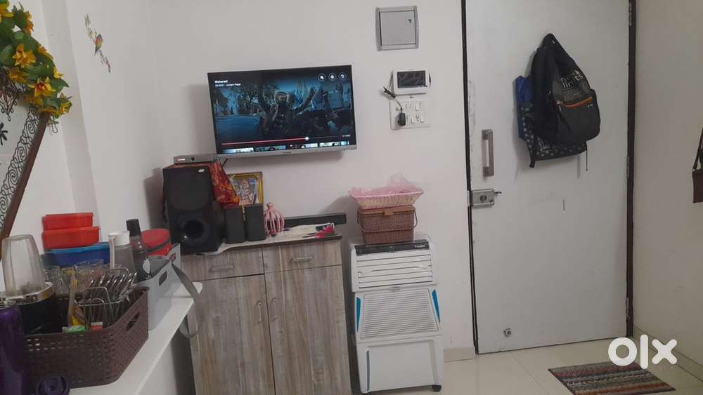 Female Roommate  required