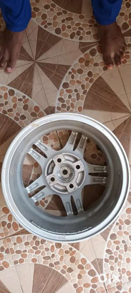Alloy wheel 15.5 inches. 4Nos