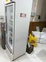 Colddrink fridge/ colddrink machine