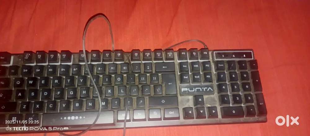 LED light keyboard 2 months old no damage