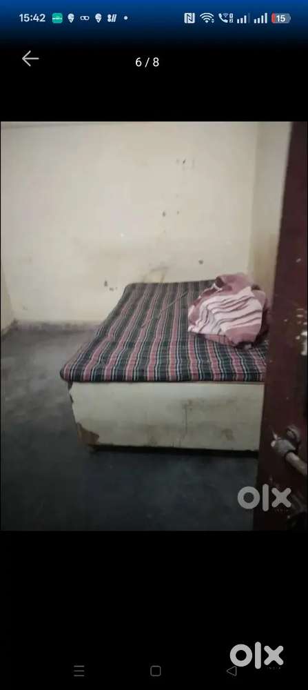 1 room with saperate bathroom near by bus stand and market