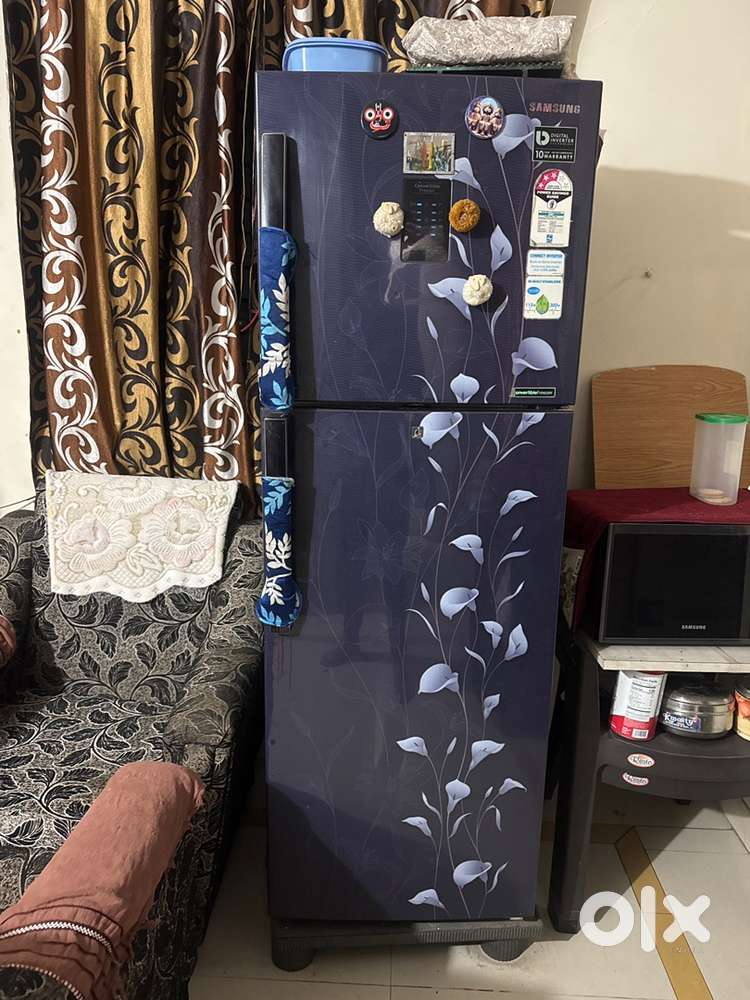Samsung fridge fully convertible, 272 L