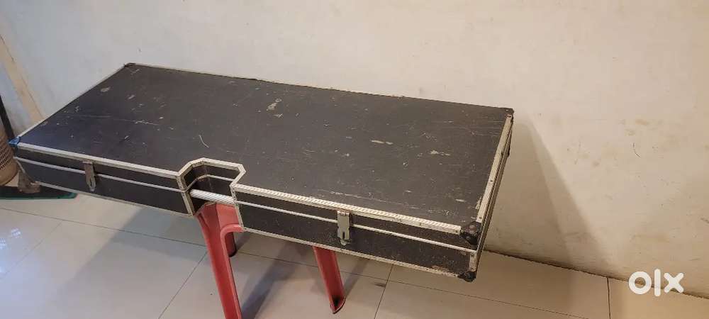 Waitless Piano box for sale, proffesanal keybord (Korg TR, Le )