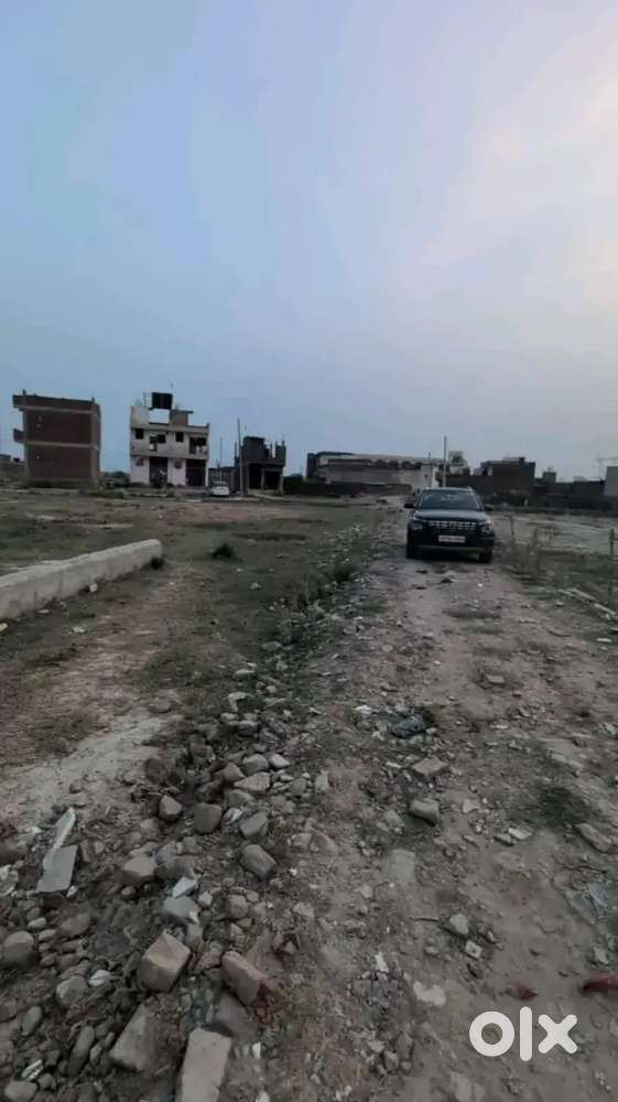 Barra dps se 3 km gambhirpur me damar road ke pass plot le