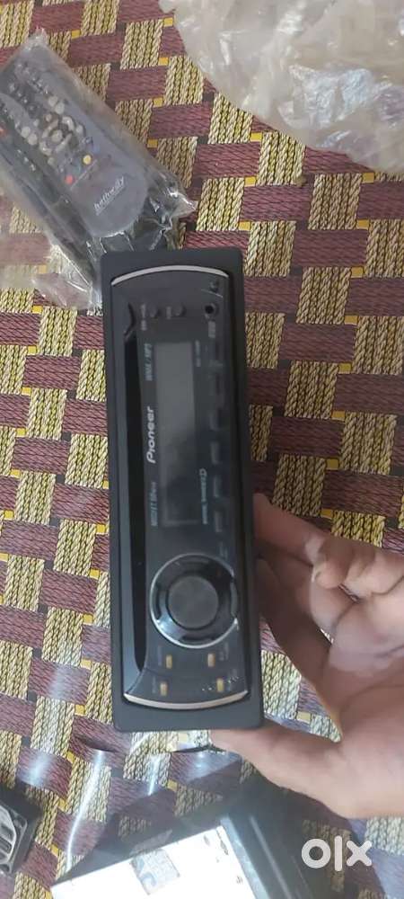 Pioneer CD player nd Kenwood keset player nd Emplifire