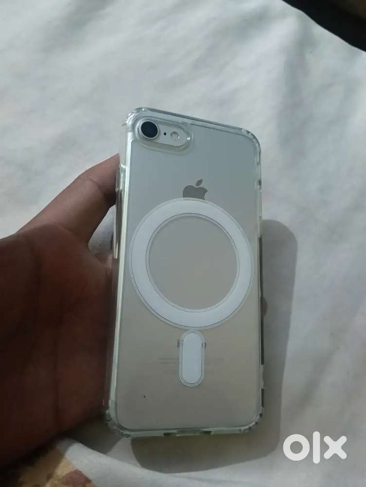 I phone 7/128 battery health/79