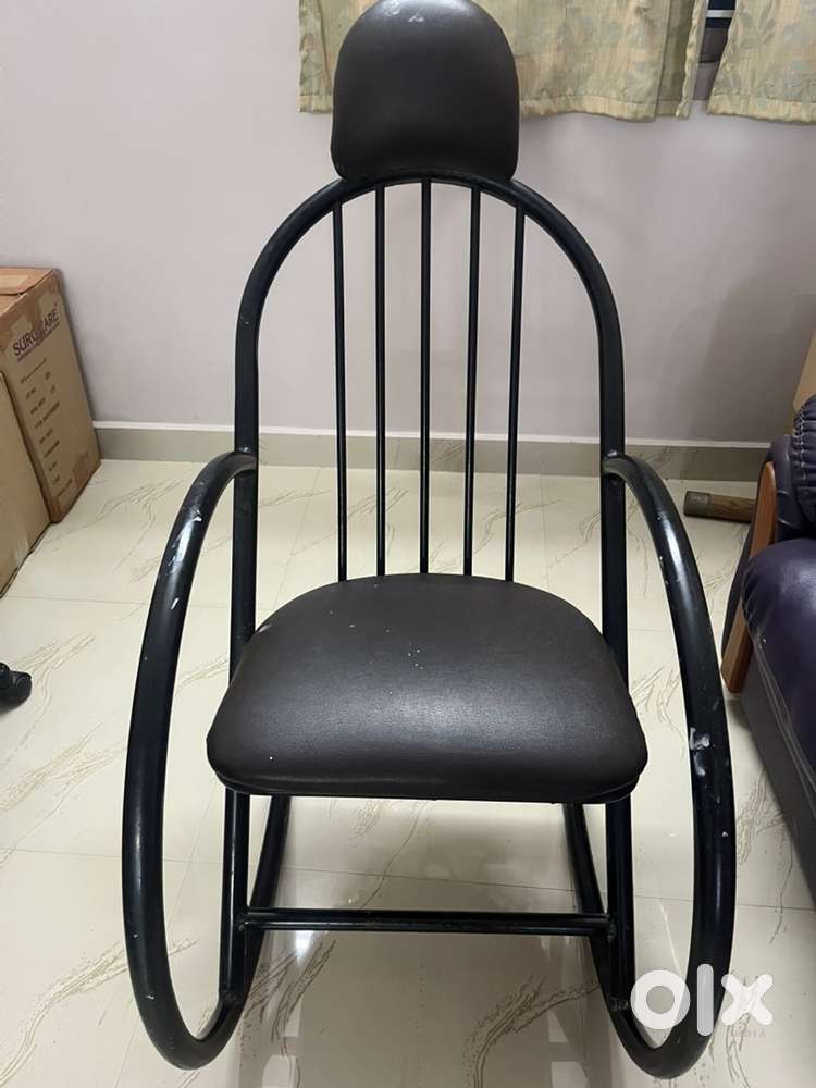 Iron rocking chair