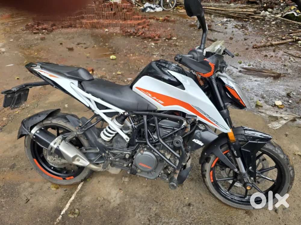 KTM Duke 390 2021
