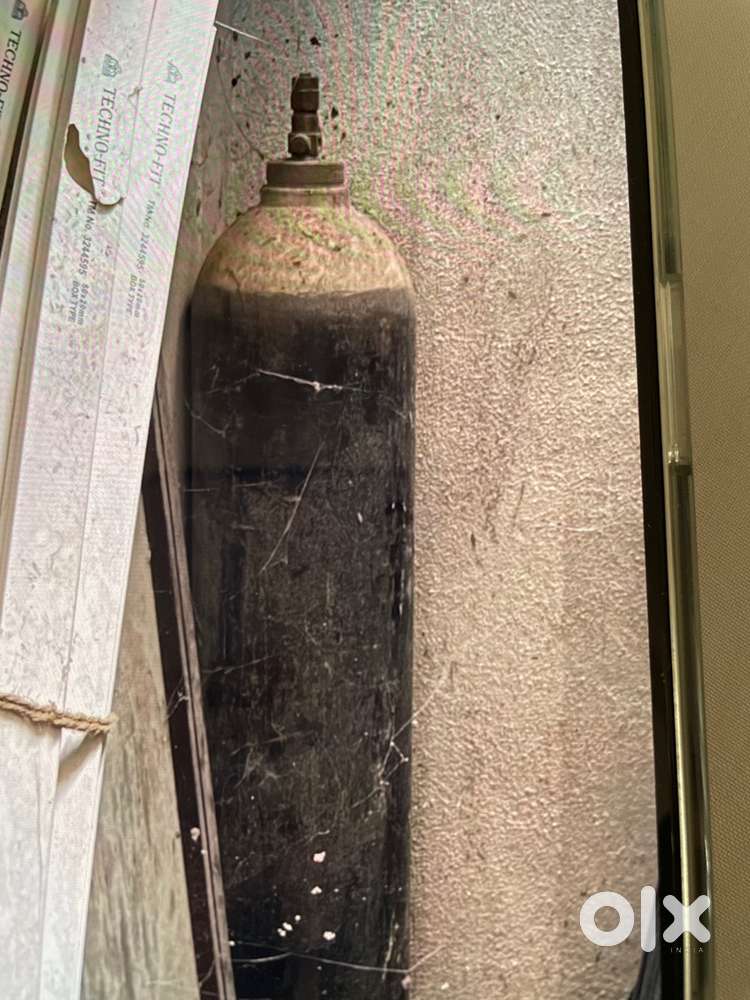 Oxygen cylinder, 47 L jumbo