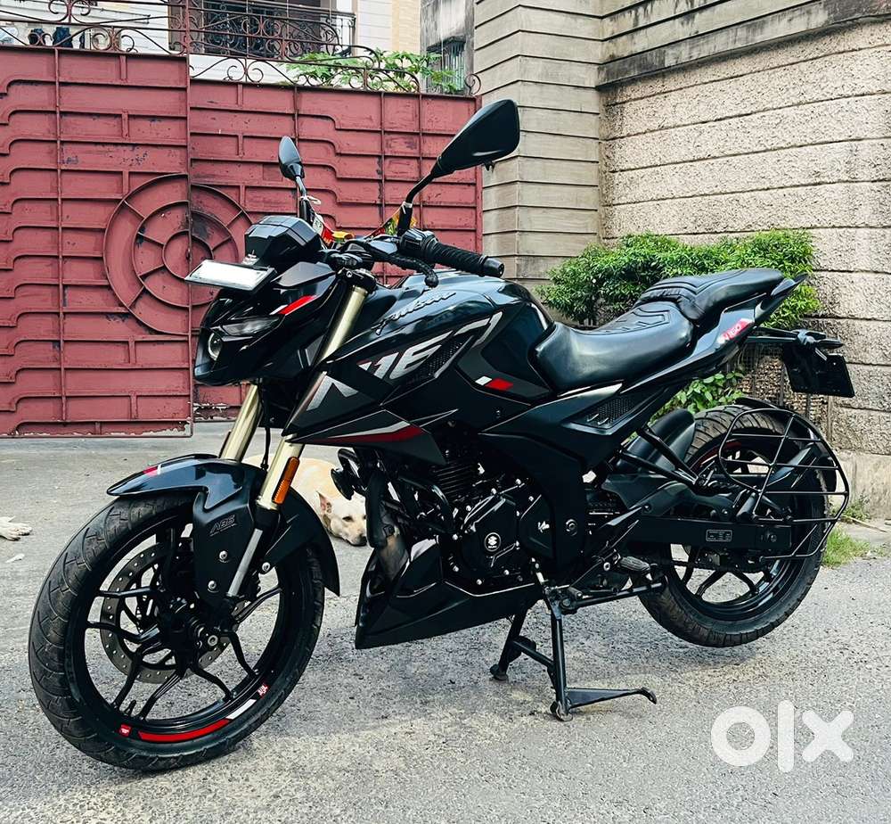 10 months old Bajaj N160 USD
