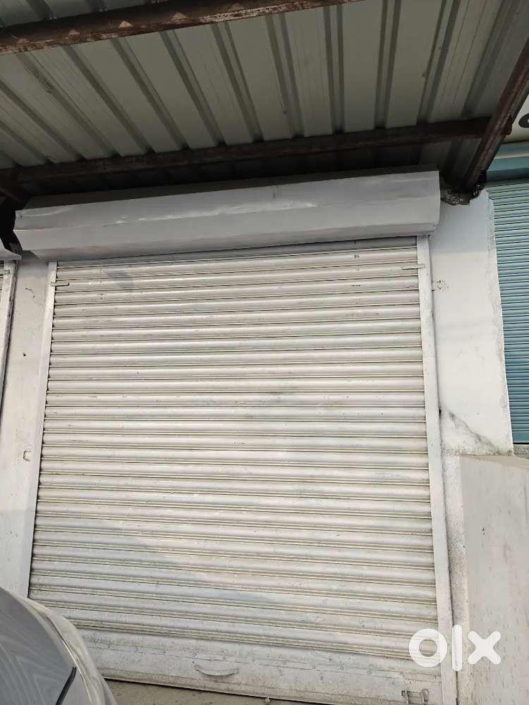 Shop for rent. Newly made