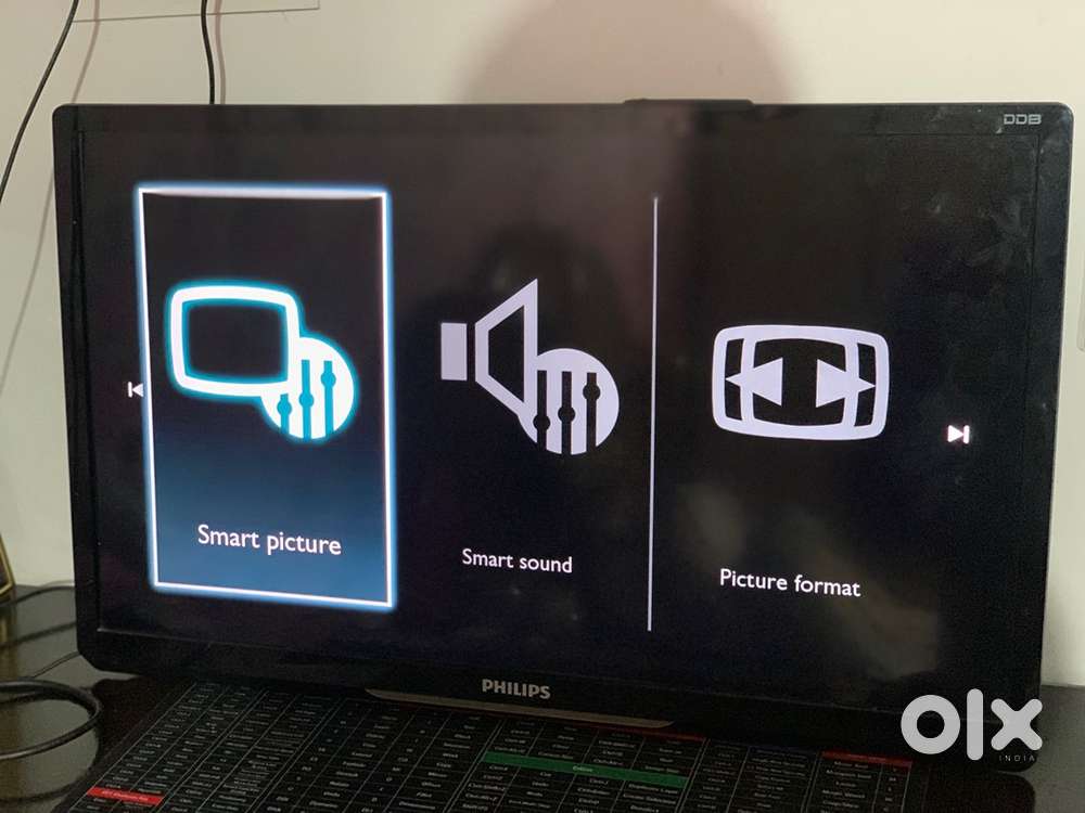 PHILIPS 32 inch LED TV