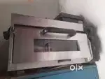 Pizza oven with accessories