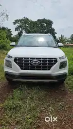 Hyundai Venue 2021 Petrol Well Maintained