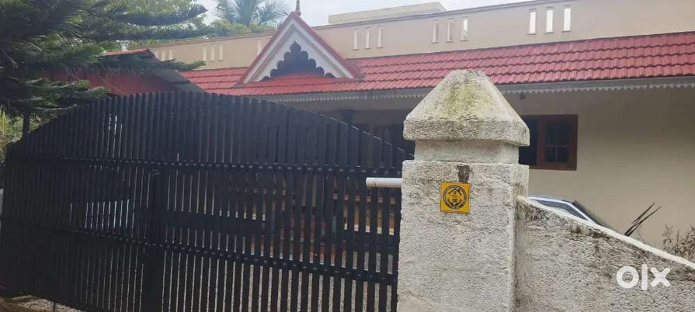House for sale in Ettumanoor town