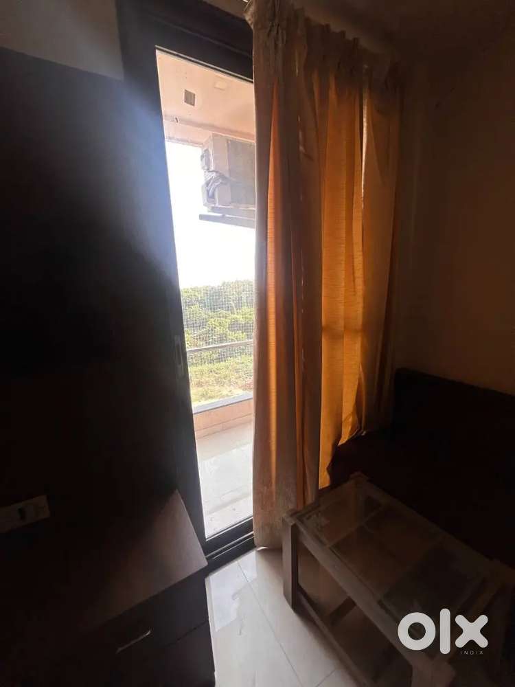 325 gaj plot on sale main girdhar marg