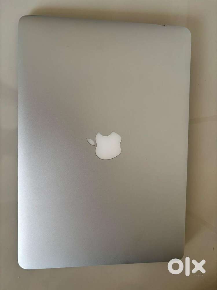 Apple Macbook Air