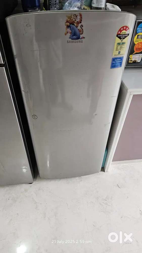 183 litre samsung 4 star fridge in excellent condition