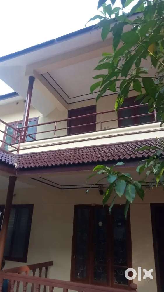 Two flored house for rent in vellanad