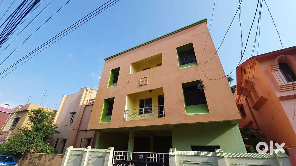 PG ROOM FOR BOY'S & GIRL'S NEAR TECH MAHINDRA,INFOCITY,TCS