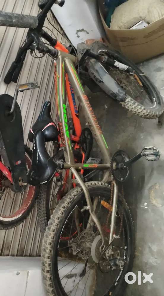 Brand new Avon cycle alluminium body