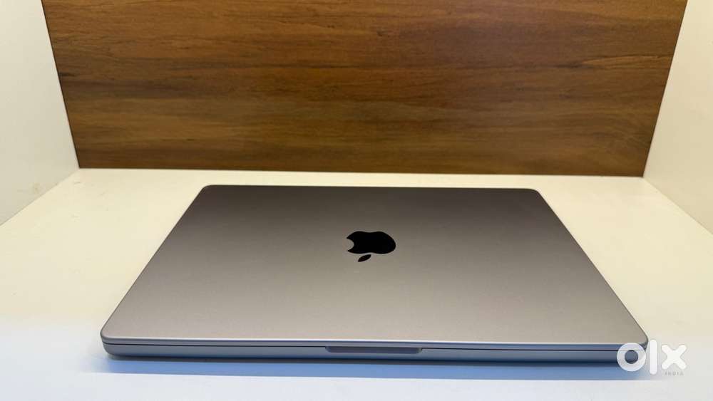 Apple Macbook Pro A2442 14inch  M1 Pro Chip  Faster GPU than M4 Chip