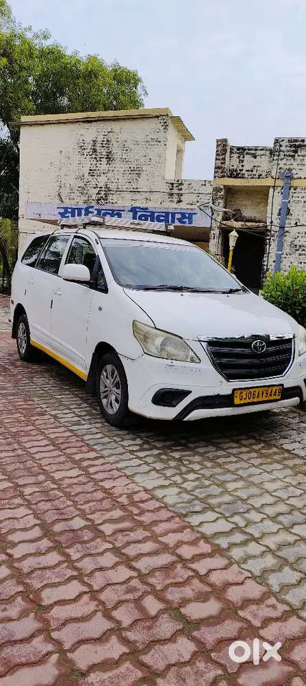 Toyota Innova 2015 Diesel Well Maintained