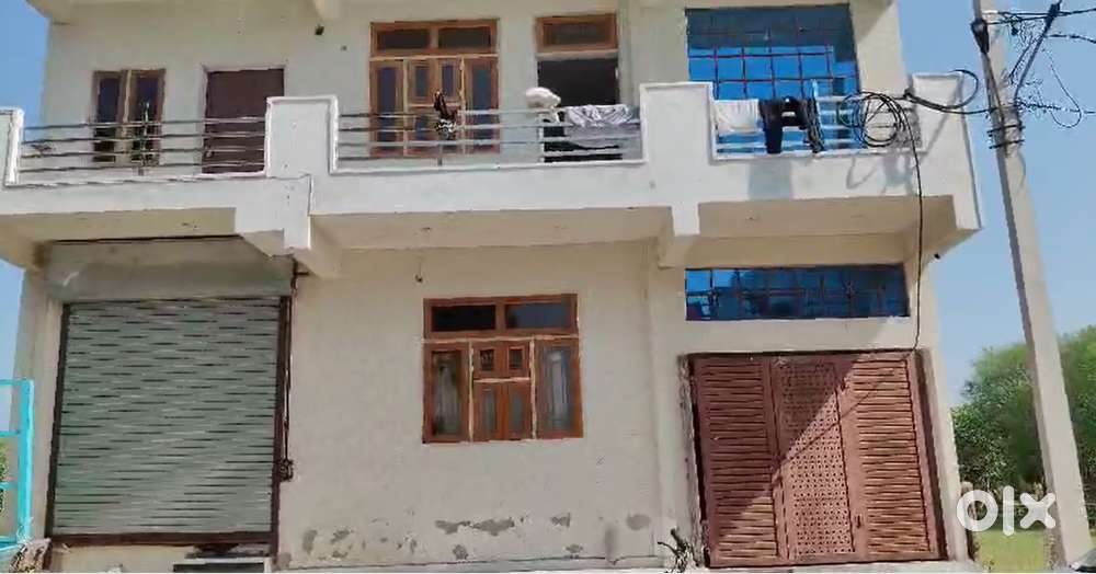 Individual 3floor house for sell