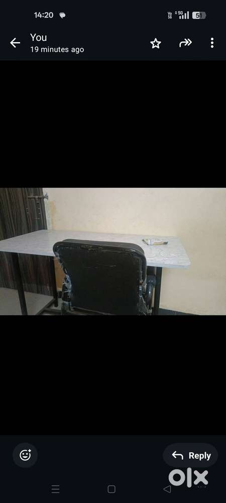 Office chair and table