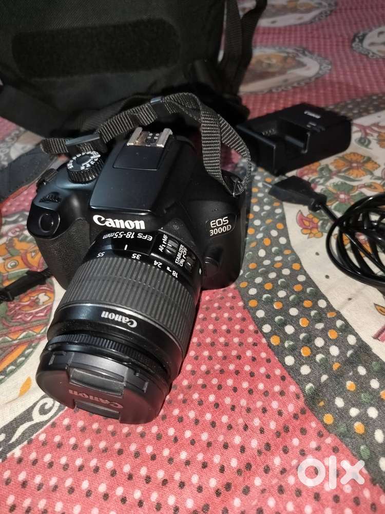 New Canon 3000D DSLR Camera 5 Months old 18-55mm Great Condition