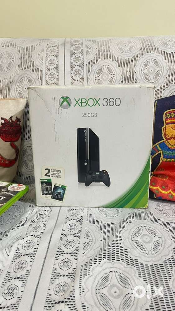 XBOX 360 - 250gb
