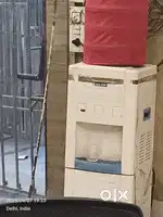 Water cooler dispensar