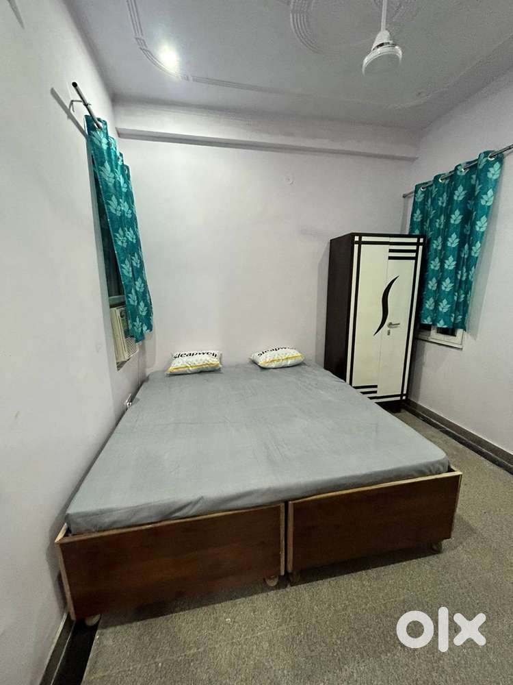 Fully Furnished 1 BHK for Rent – AC, Bed, RO, Washing Machine