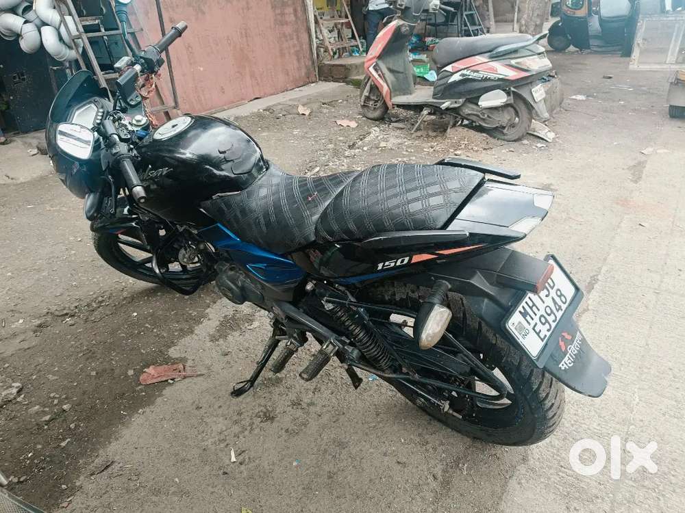 Bajaj pulsar twin disk top model