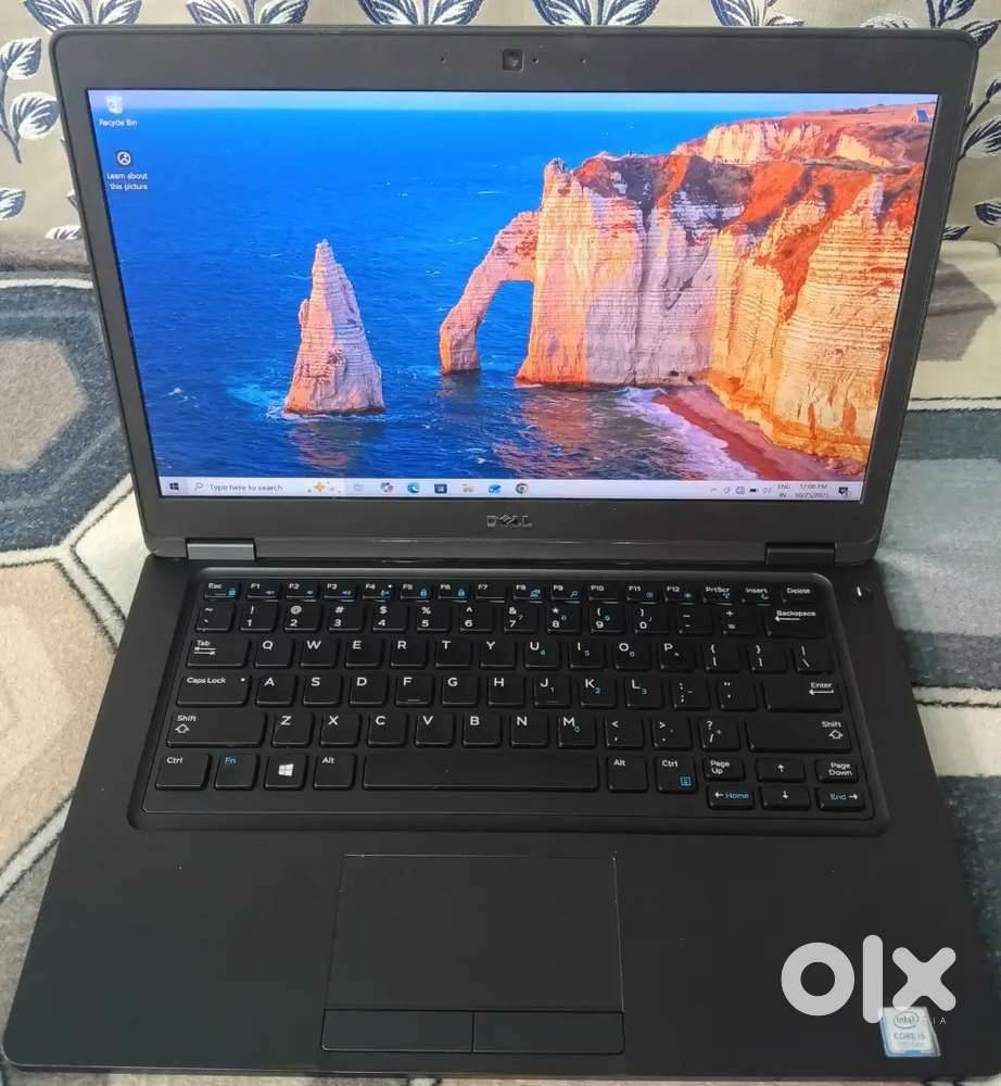 DELL LAPTOP i5  -7th gen ,8 GB RAM,250 GB- SSD,4-5 HRS BATTERY BACKUP.
