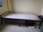 Single Metal Bed with Mattress – Excellent Condition
