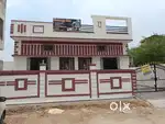 Single room with separate kitchen & lat-bath available for rent