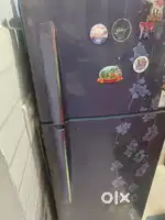 Double door refrigerator