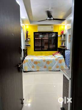 Studio flat 1 RK fully furnished in Mumbai Central Tardeo
